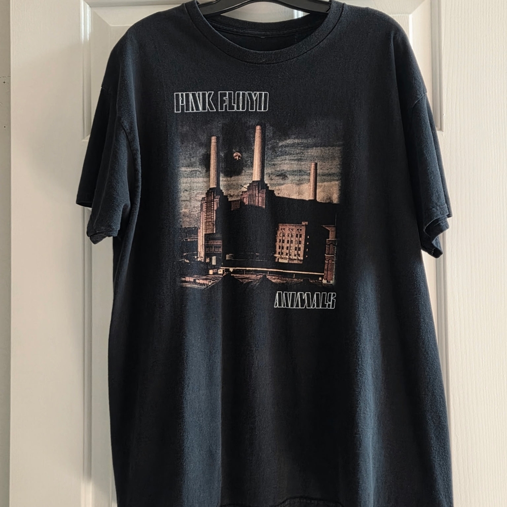 Pink Floyd Black Tee with Animals Album Art.  GUC, Slightly Faded, No Tears.